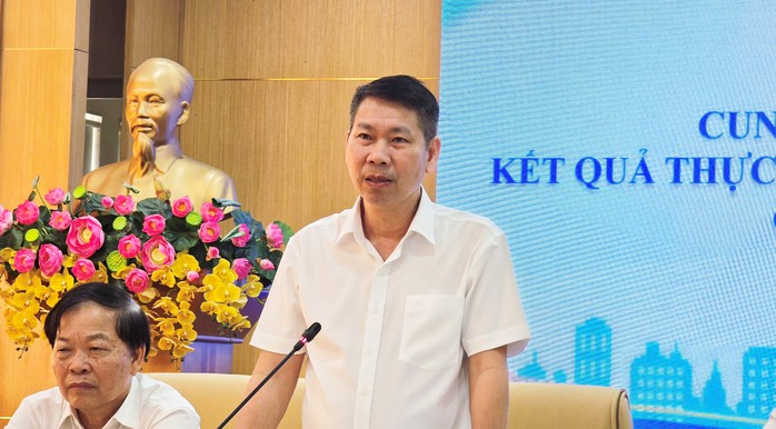 Đà Nẵng: Công ty quản lý xe buýt Quảng An 1 "gần 5 năm không đóng một đồng BHXH"- Ảnh 2. Đà Nẵng: Công ty quản lý xe buýt Quảng An 1 "gần 5 năm không đóng một đồng BHXH"- Ảnh 2.