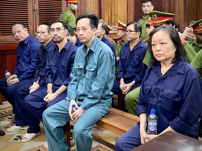 Các bị cáo tại phiên xét xử Các bị cáo tại phiên xét xử