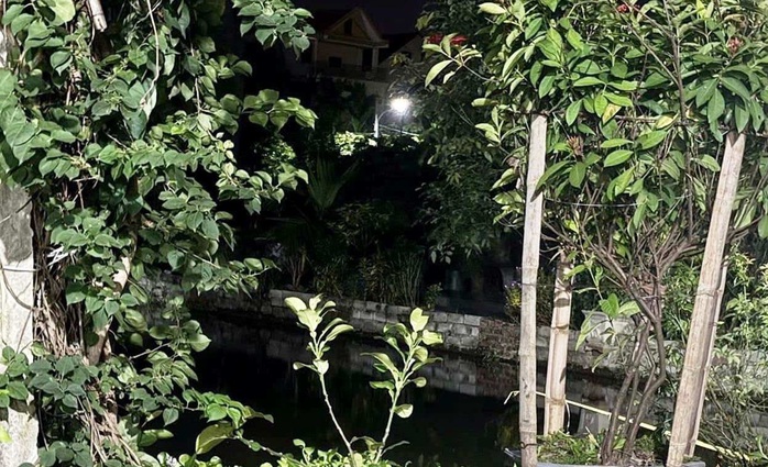 3 cháu nhỏ từ 3-4 tuổi chết đuối dưới ao nhà hàng xóm- Ảnh 1. 3 cháu nhỏ từ 3-4 tuổi chết đuối dưới ao nhà hàng xóm- Ảnh 1.