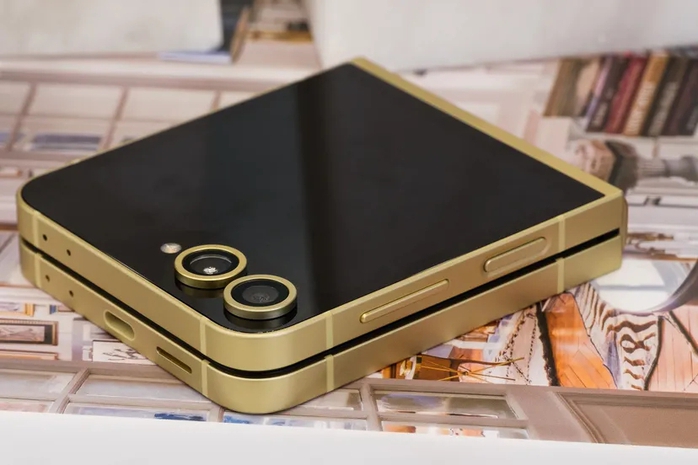 Hai mẫu smartphone mới nhất của Samsung vừa trình làng tối nay- Ảnh 2. Hai mẫu smartphone mới nhất của Samsung vừa trình làng tối nay- Ảnh 2.