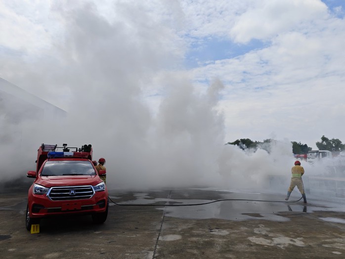Doanh nghiệp trong nước làm xe chữa cháy mini- Ảnh 1. Doanh nghiệp trong nước làm xe chữa cháy mini- Ảnh 1.