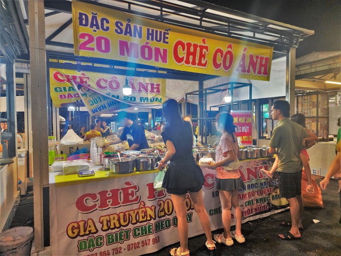 Sôi động "Lễ hội ẩm thực và âm nhạc quốc tế" ở Quảng Bình- Ảnh 5. Sôi động "Lễ hội ẩm thực và âm nhạc quốc tế" ở Quảng Bình- Ảnh 5.