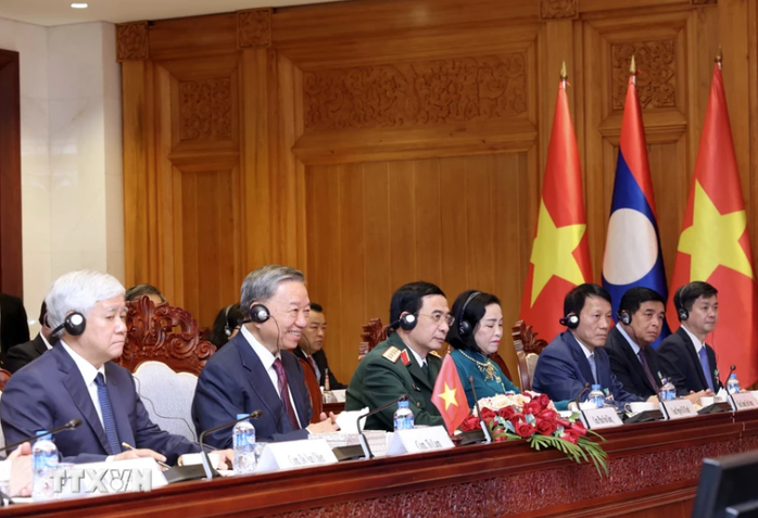 Tổng Bí thư, Chủ tịch nước Lào đón, hội đàm với Chủ tịch nước Tô Lâm- Ảnh 13. Tổng Bí thư, Chủ tịch nước Lào đón, hội đàm với Chủ tịch nước Tô Lâm- Ảnh 13.