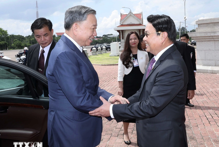 Chủ tịch nước Tô Lâm hội kiến Chủ tịch Quốc hội Lào- Ảnh 1. Chủ tịch nước Tô Lâm hội kiến Chủ tịch Quốc hội Lào- Ảnh 1.