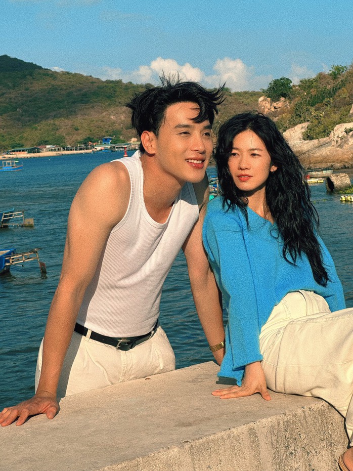 Chuyện tình định mệnh của Oanh Kiều và "trai đẹp" Thuận Nguyễn- Ảnh 5. Chuyện tình định mệnh của Oanh Kiều và "trai đẹp" Thuận Nguyễn- Ảnh 5.