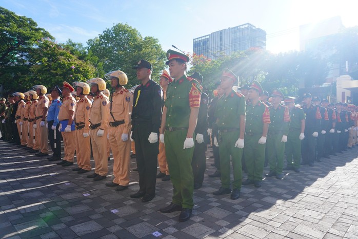Vì sao Đà Nẵng đưa CSGT về xã, phường "cắm chốt"?- Ảnh 2. Vì sao Đà Nẵng đưa CSGT về xã, phường "cắm chốt"?- Ảnh 2.
