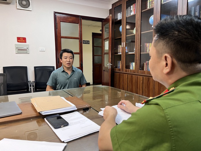 Bắt "ông trùm", đánh sập đường dây tiền ảo huy động hàng ngàn tỉ đồng- Ảnh 1. Bắt "ông trùm", đánh sập đường dây tiền ảo huy động hàng ngàn tỉ đồng- Ảnh 1.