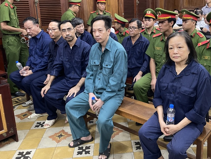 Các bị cáo tại tòa Các bị cáo tại tòa