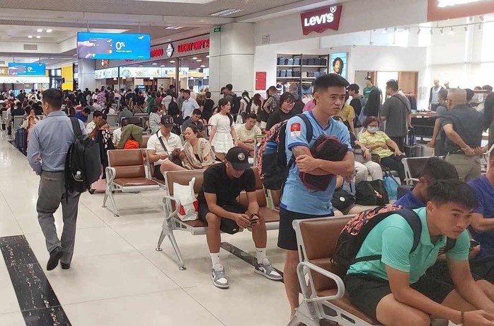 Số chuyến bay "delay" tăng lên hơn 30%- Ảnh 1. Số chuyến bay "delay" tăng lên hơn 30%- Ảnh 1.