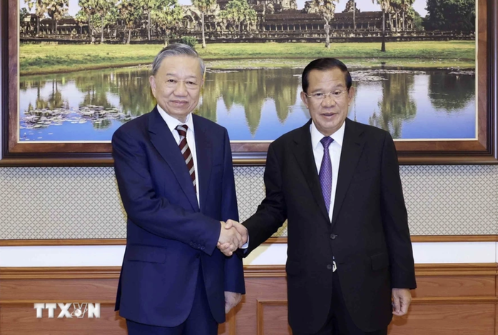 Chủ tịch nước Tô Lâm hội đàm với Chủ tịch CPP Hun Sen- Ảnh 3. Chủ tịch nước Tô Lâm hội đàm với Chủ tịch CPP Hun Sen- Ảnh 3.