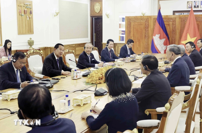 Chủ tịch nước Tô Lâm hội đàm với Chủ tịch CPP Hun Sen- Ảnh 6. Chủ tịch nước Tô Lâm hội đàm với Chủ tịch CPP Hun Sen- Ảnh 6.