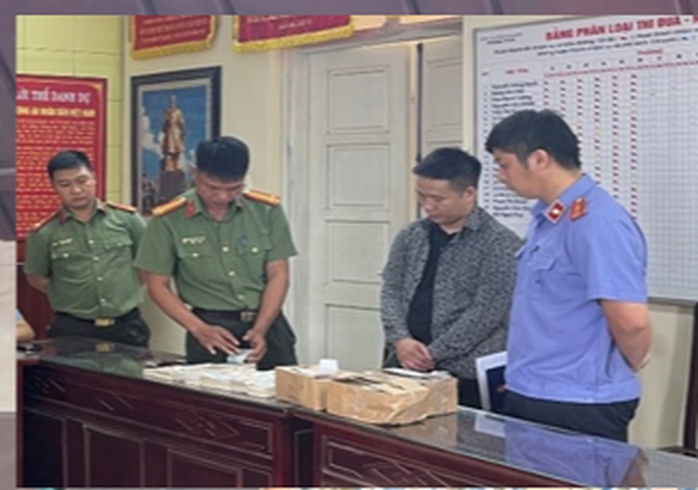 Bắt thanh niên buôn bán, tàng trữ hàng ngàn tờ tiền giả- Ảnh 1. Bắt thanh niên buôn bán, tàng trữ hàng ngàn tờ tiền giả- Ảnh 1.
