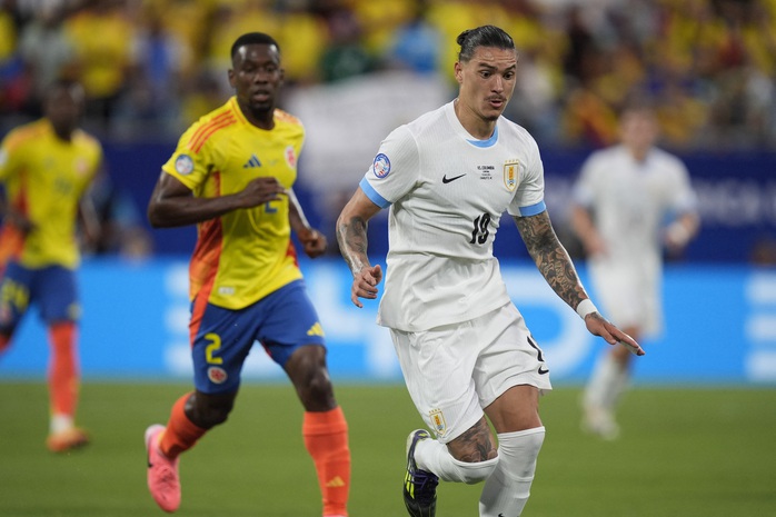 Ẩu đả tại Copa America, Darwin Nunez có nguy cơ bị cấm thi đấu tại Liverpool- Ảnh 2. Ẩu đả tại Copa America, Darwin Nunez có nguy cơ bị cấm thi đấu tại Liverpool- Ảnh 2.