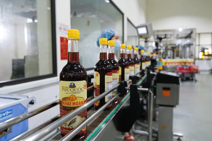 Nhiều sản phẩm nước mắm tùy tiện lấy nhãn hiệu Phú Quốc- Ảnh 5. Nhiều sản phẩm nước mắm tùy tiện lấy nhãn hiệu Phú Quốc- Ảnh 5.