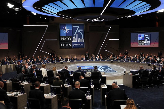 Ukraine ra điều kiện khó cho NATO- Ảnh 1.