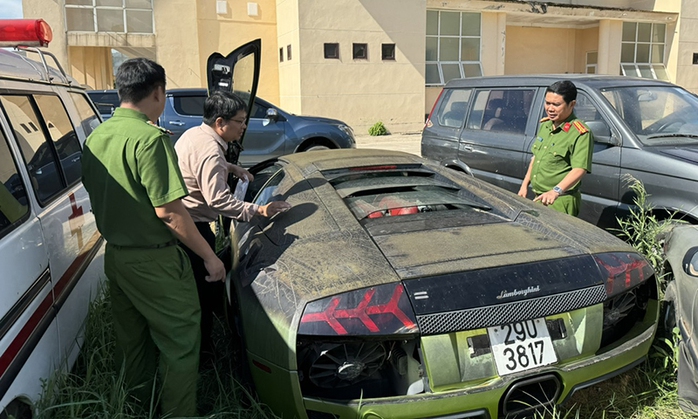 Nhiều người tiếc nuối vì 2 "siêu xe" Lamborghini và Mercedes-G63 bị... tiêu hủy- Ảnh 1.