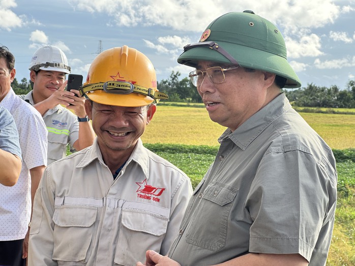 Thủ tướng: “Đường cao tốc không chỉ để đẹp"- Ảnh 1. Thủ tướng: “Đường cao tốc không chỉ để đẹp"- Ảnh 1.