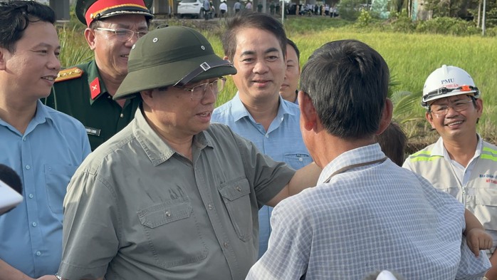 Thủ tướng: “Đường cao tốc không chỉ để đẹp"- Ảnh 2. Thủ tướng: “Đường cao tốc không chỉ để đẹp"- Ảnh 2.