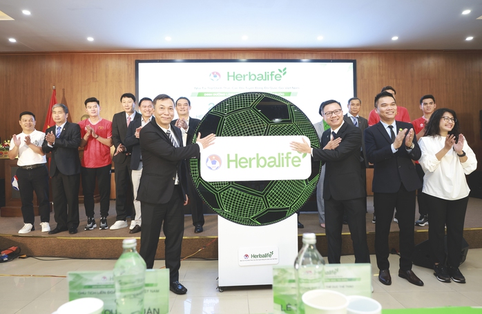 Nâng tầm hợp tác giữa Liên đoàn bóng đá Việt Nam và Herbalife- Ảnh 4. Nâng tầm hợp tác giữa Liên đoàn bóng đá Việt Nam và Herbalife- Ảnh 4.