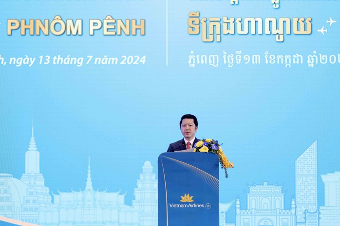 Bộ trưởng Bộ Du lịch Campuchia Sok Soken phát biểu tại sự kiện Bộ trưởng Bộ Du lịch Campuchia Sok Soken phát biểu tại sự kiện