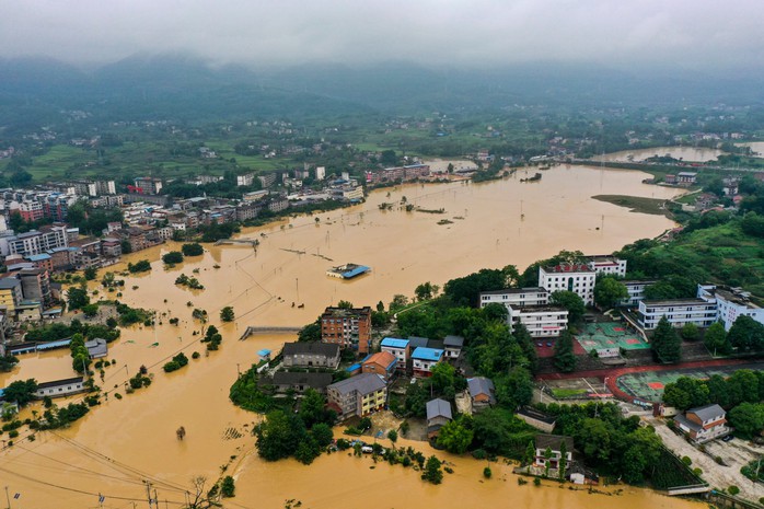Trung Quốc: Mưa lũ kỷ lục, đập Tam Hiệp báo động cao- Ảnh 1. Trung Quốc: Mưa lũ kỷ lục, đập Tam Hiệp báo động cao- Ảnh 1.