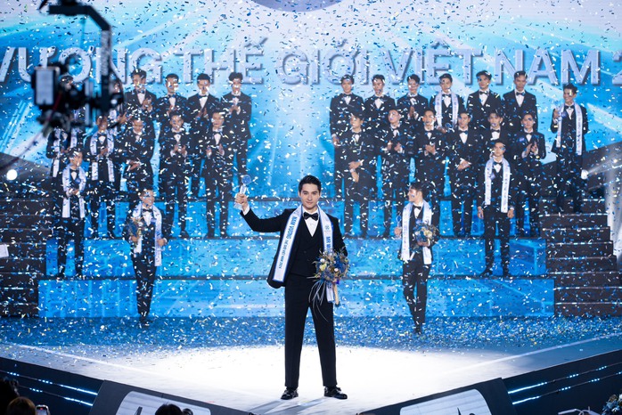 Nam vương đầu tiên của Mr World Việt Nam 2024- Ảnh 2. Nam vương đầu tiên của Mr World Việt Nam 2024- Ảnh 2.