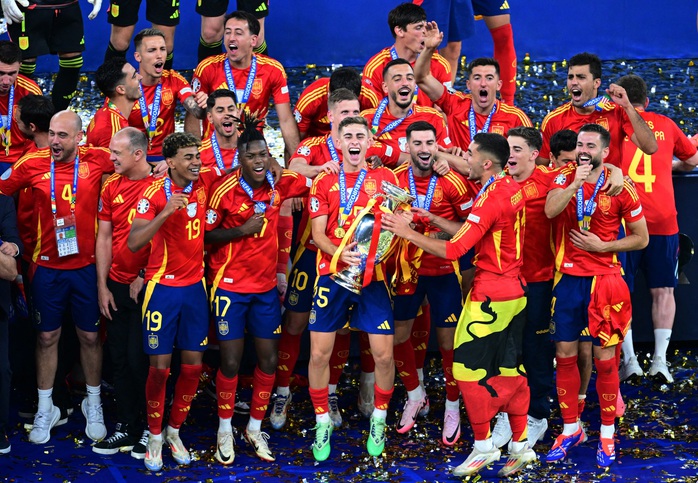 Thắng tuyển Anh 2-1, Tây Ban Nha vô địch Euro 2024- Ảnh 6. Thắng tuyển Anh 2-1, Tây Ban Nha vô địch Euro 2024- Ảnh 6.