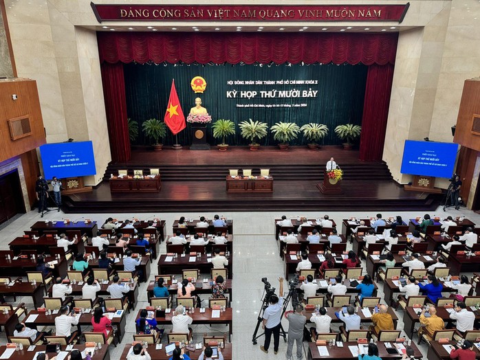 Kỳ họp diễn ra trong 2,5 ngày với nhiều nội dung quan trọng Kỳ họp diễn ra trong 2,5 ngày với nhiều nội dung quan trọng