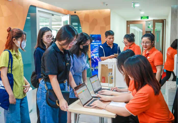 Ngoài lương, lao động trẻ ngày nay có xu hướng chọn những công ty có văn hóa doanh nghiệp Ngoài lương, lao động trẻ ngày nay có xu hướng chọn những công ty có văn hóa doanh nghiệp