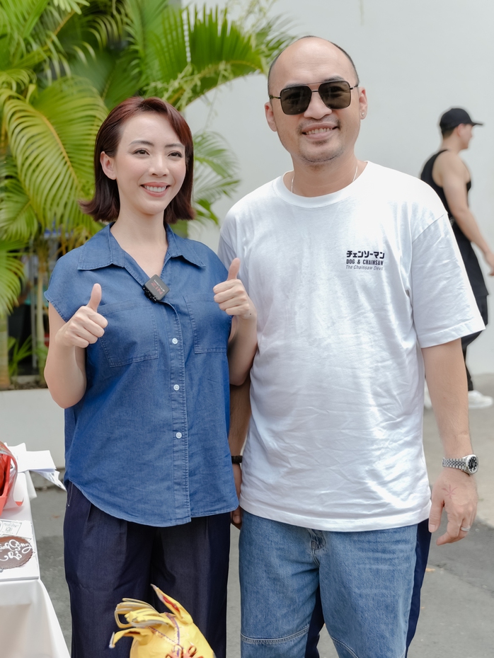 Thu Trang giới thiệu hai "chàng thơ" mới của mình- Ảnh 2. Thu Trang giới thiệu hai "chàng thơ" mới của mình- Ảnh 2.