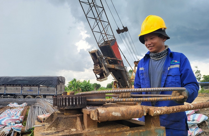 Quảng Ngãi nỗ lực đưa dự án trọng điểm về đích- Ảnh 2. Quảng Ngãi nỗ lực đưa dự án trọng điểm về đích- Ảnh 2.