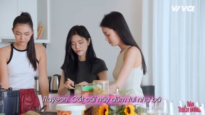 Bị chỉ trích chơi game hẹn hò mà biếng nhác, hoa hậu lên tiếng- Ảnh 6. Bị chỉ trích chơi game hẹn hò mà biếng nhác, hoa hậu lên tiếng- Ảnh 6.