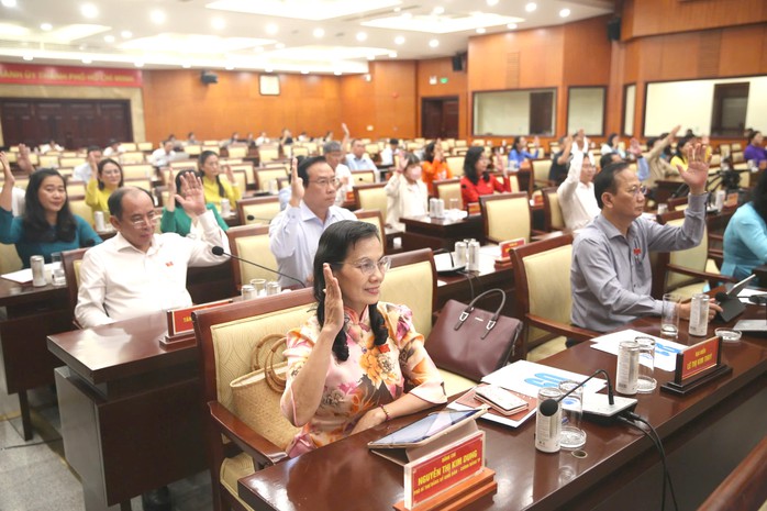 HĐND TP HCM "chốt" mức học phí năm học 2024-2025- Ảnh 1. HĐND TP HCM "chốt" mức học phí năm học 2024-2025- Ảnh 1.