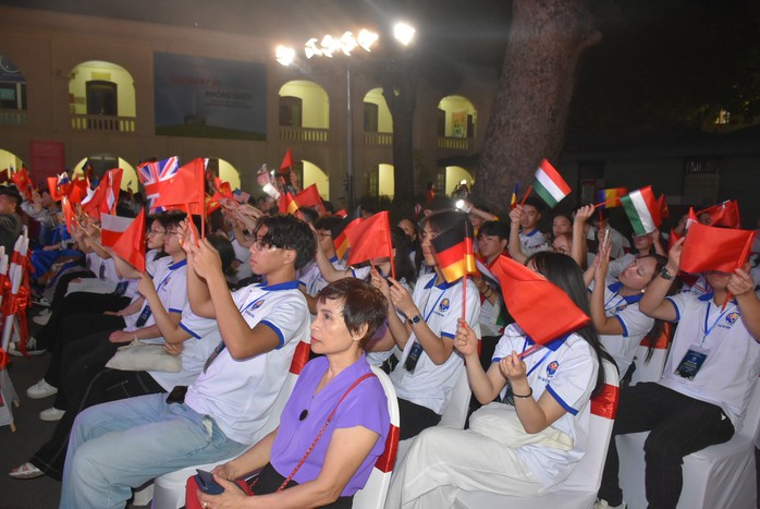 120 thanh niên, sinh viên kiều bào về Việt Nam dự trại hè- Ảnh 8. 120 thanh niên, sinh viên kiều bào về Việt Nam dự trại hè- Ảnh 8.