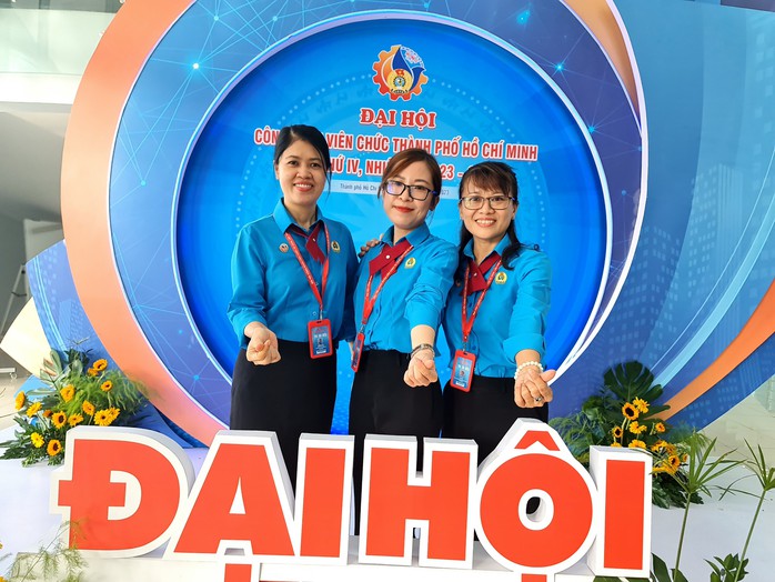 16 Chủ tịch Công đoàn cơ sở đoạt Giải thưởng 28-7- Ảnh 1. 16 Chủ tịch Công đoàn cơ sở đoạt Giải thưởng 28-7- Ảnh 1.