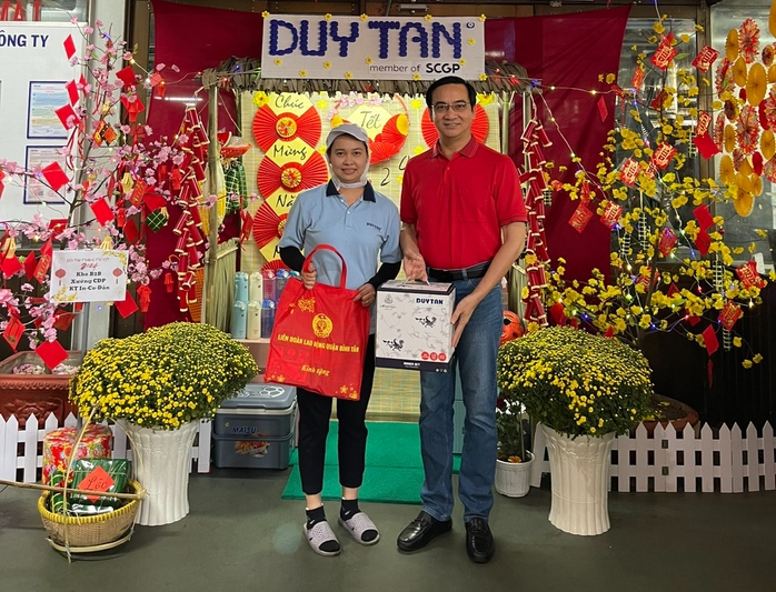 16 Chủ tịch Công đoàn cơ sở đoạt Giải thưởng 28-7- Ảnh 6. 16 Chủ tịch Công đoàn cơ sở đoạt Giải thưởng 28-7- Ảnh 6.