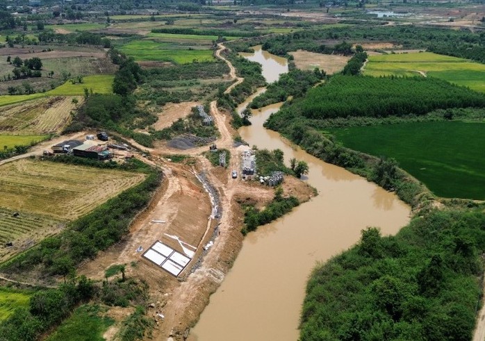 Đê bao ngăn lũ gần trăm tỉ chỉ ngăn được… lũ nhỏ!- Ảnh 1.