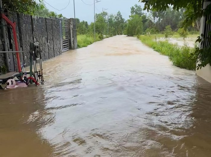 Tàu, phà đi Phú Quốc và Nam Du ngưng hoạt động- Ảnh 4. Tàu, phà đi Phú Quốc và Nam Du ngưng hoạt động- Ảnh 4.