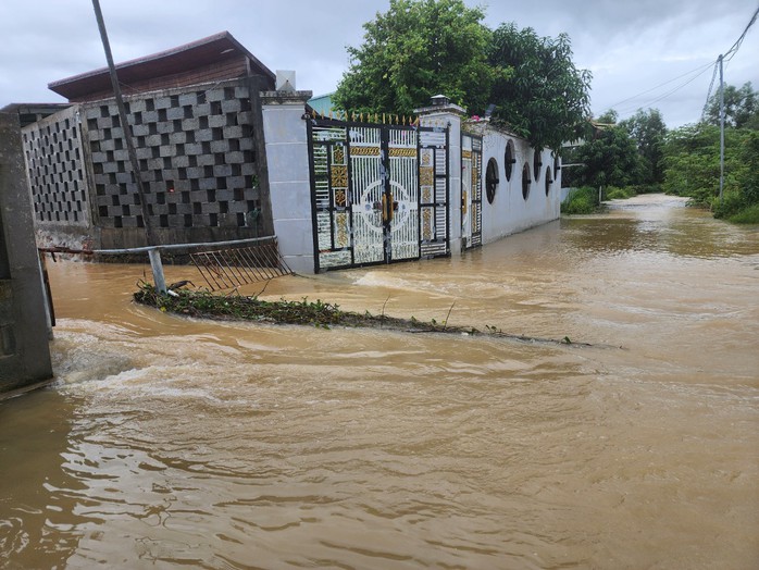 Tàu, phà đi Phú Quốc và Nam Du ngưng hoạt động- Ảnh 6. Tàu, phà đi Phú Quốc và Nam Du ngưng hoạt động- Ảnh 6.