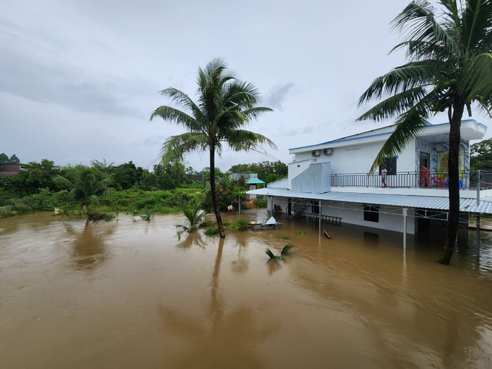 Tàu, phà đi Phú Quốc và Nam Du ngưng hoạt động- Ảnh 8. Tàu, phà đi Phú Quốc và Nam Du ngưng hoạt động- Ảnh 8.