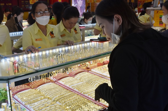 Giá vàng hôm nay, 18-7: Vàng thế giới bị bán chốt lời- Ảnh 1. Giá vàng hôm nay, 18-7: Vàng thế giới bị bán chốt lời- Ảnh 1.