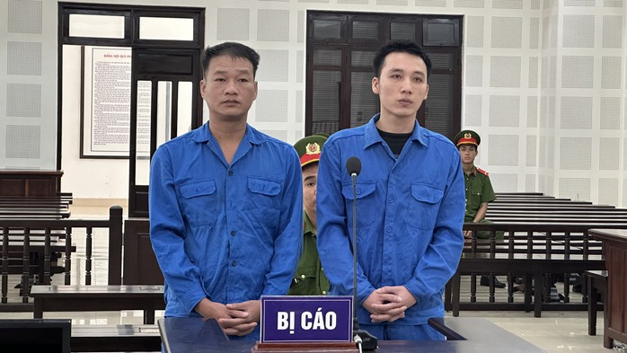 Gặp người yêu cũ nhậu với trai Hàn Quốc, nam thanh niên lao vào hành hung- Ảnh 1. Gặp người yêu cũ nhậu với trai Hàn Quốc, nam thanh niên lao vào hành hung- Ảnh 1.