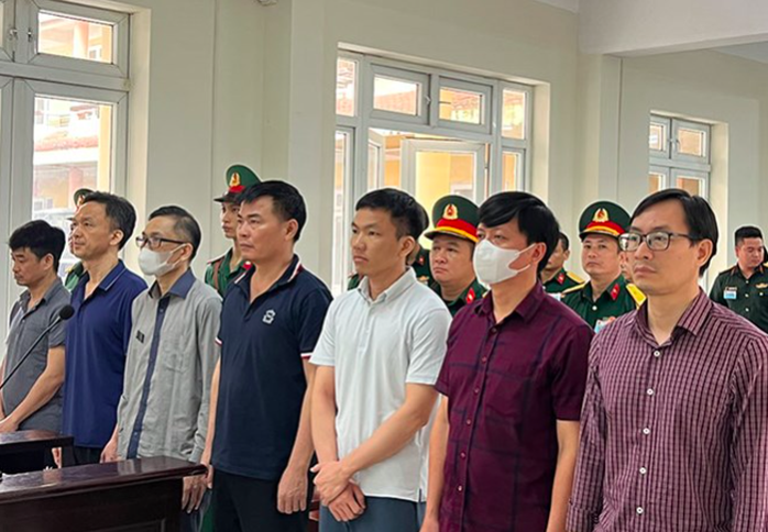 Vụ Việt Á: Phan Quốc Việt cùng nhóm cựu sĩ quan Học viện Quân y được giảm án- Ảnh 1. Vụ Việt Á: Phan Quốc Việt cùng nhóm cựu sĩ quan Học viện Quân y được giảm án- Ảnh 1.