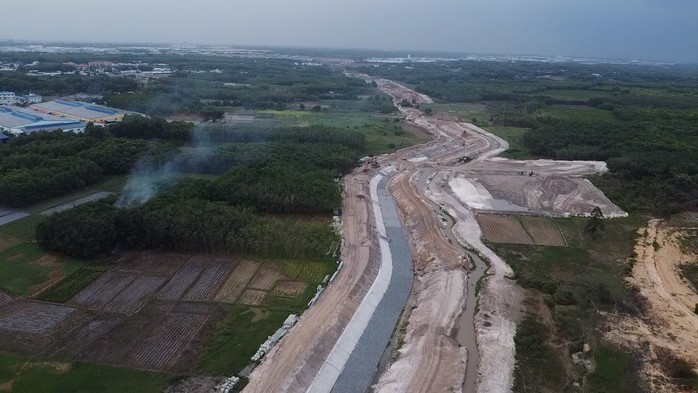 Tiến độ dự án đường cao tốc TP HCM - Thủ Dầu Một - Chơn Thành đoạn qua Bình Dương- Ảnh 1. Tiến độ dự án đường cao tốc TP HCM - Thủ Dầu Một - Chơn Thành đoạn qua Bình Dương- Ảnh 1.