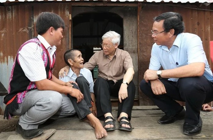 Tổng Bí thư Nguyễn Phú Trọng - Nhà lãnh đạo được nhân dân yêu mến- Ảnh 3. Tổng Bí thư Nguyễn Phú Trọng - Nhà lãnh đạo được nhân dân yêu mến- Ảnh 3.