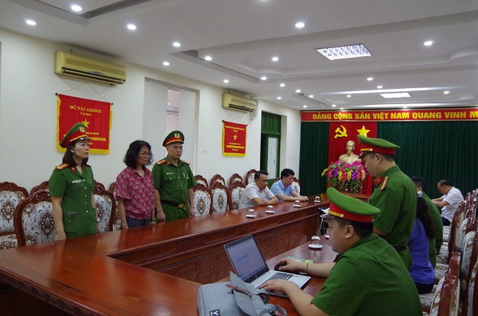 Một nữ phó giám đốc Sở Tài chính bị bắt- Ảnh 1.