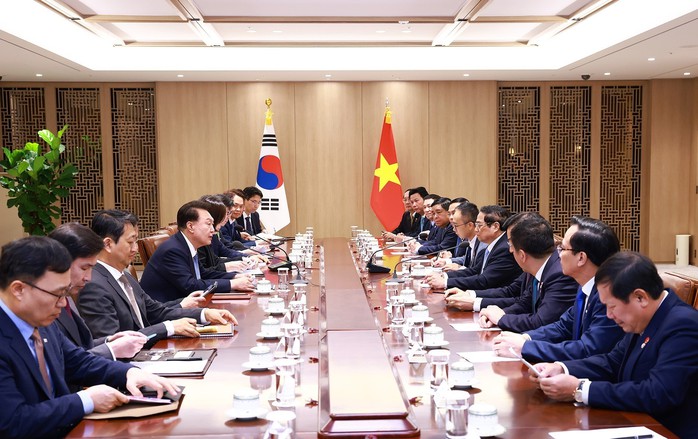 Thủ tướng Phạm Minh Chính hội kiến Tổng thống Hàn Quốc Yoon Suk Yeol tại Seoul vào chiều 2-7 Ảnh: TTXVN Thủ tướng Phạm Minh Chính hội kiến Tổng thống Hàn Quốc Yoon Suk Yeol tại Seoul vào chiều 2-7 Ảnh: TTXVN