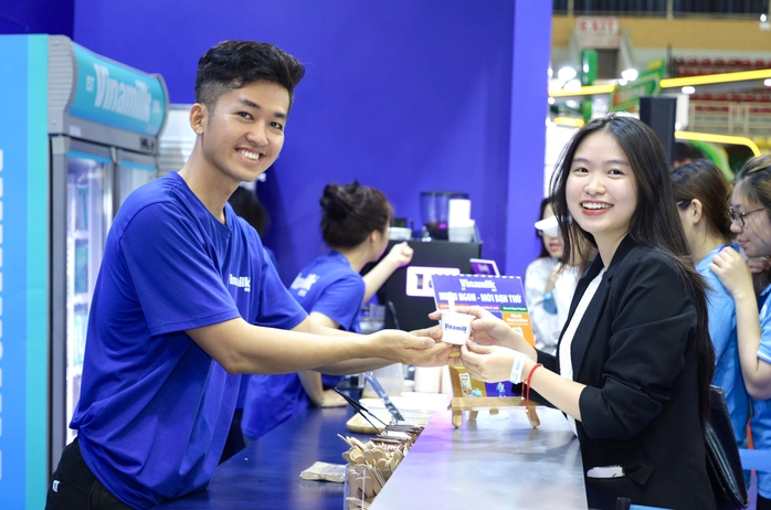 Vinamilk là thương hiệu được chọn mua nhiều nhất năm 2024- Ảnh 5. Vinamilk là thương hiệu được chọn mua nhiều nhất năm 2024- Ảnh 5.