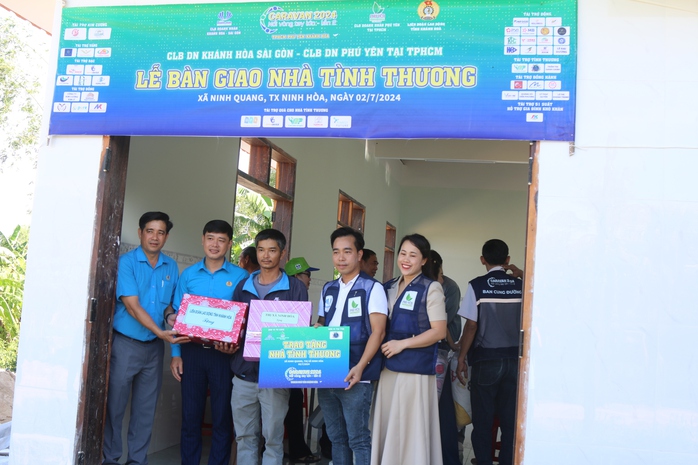 Món quà ý nghĩa đến với người lao động thị xã Ninh Hòa- Ảnh 3. Món quà ý nghĩa đến với người lao động thị xã Ninh Hòa- Ảnh 3.