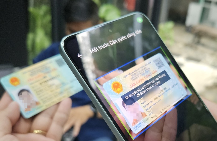Xác thực sinh trắc học để chuyển tiền vẫn Xác thực sinh trắc học để chuyển tiền vẫn